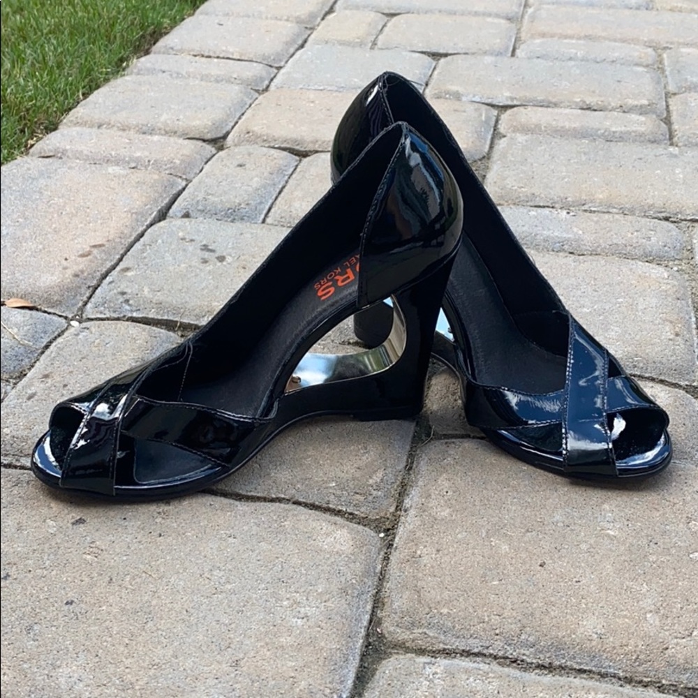 KORS Michael Kors black patent wedge pumps
